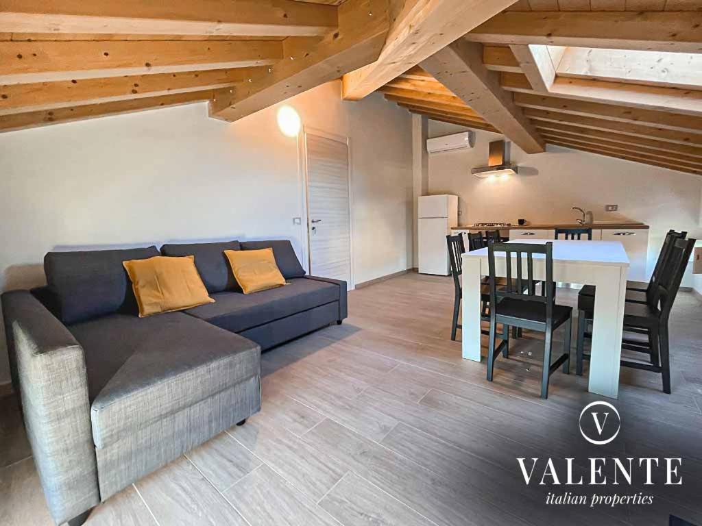 Villa Valente - Apartments คาปานโนริ ภายนอก รูปภาพ