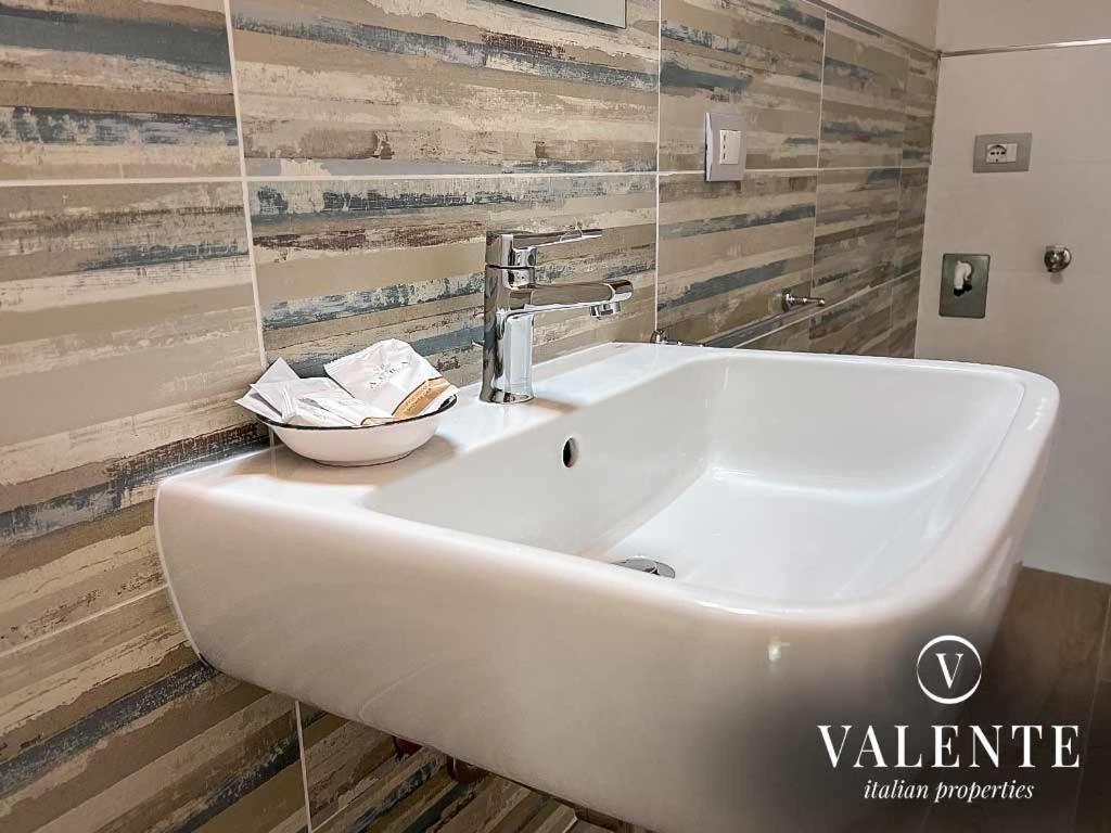 Villa Valente - Apartments คาปานโนริ ภายนอก รูปภาพ